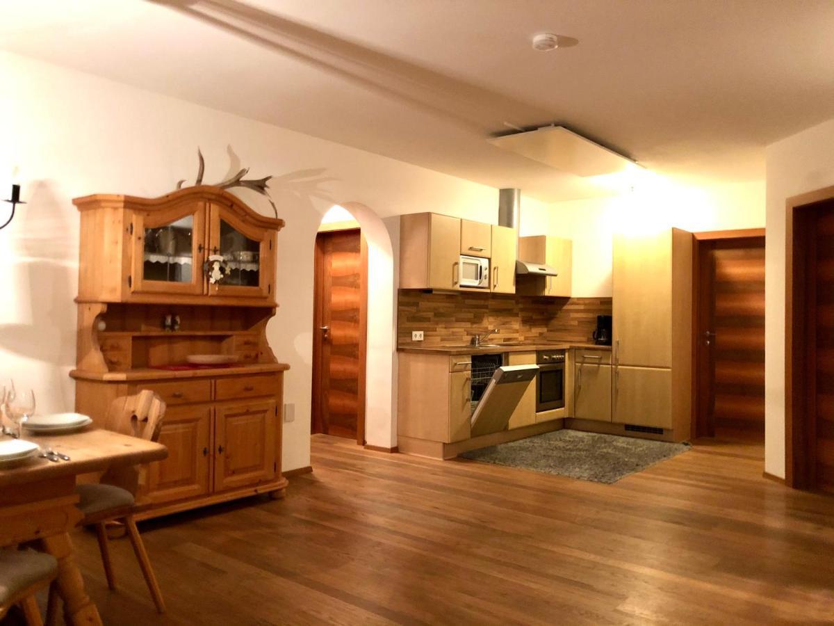 Apartment Venediger Neukirchen am Großvenediger Buitenkant foto